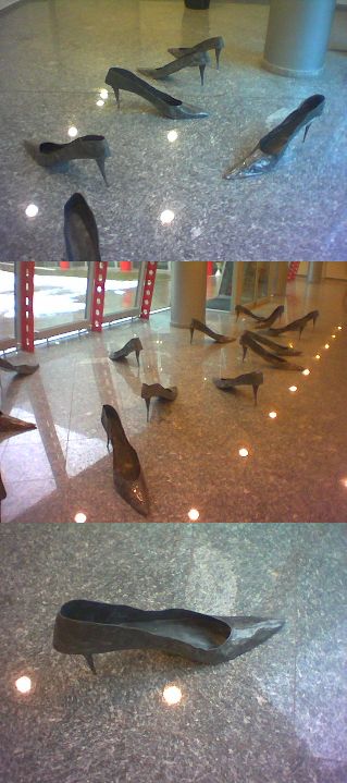 K&uuml;nstl[er]ische Schuhe